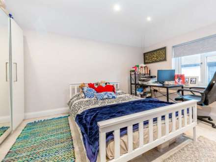 Little Bushey Lane, Bushey, Image 9