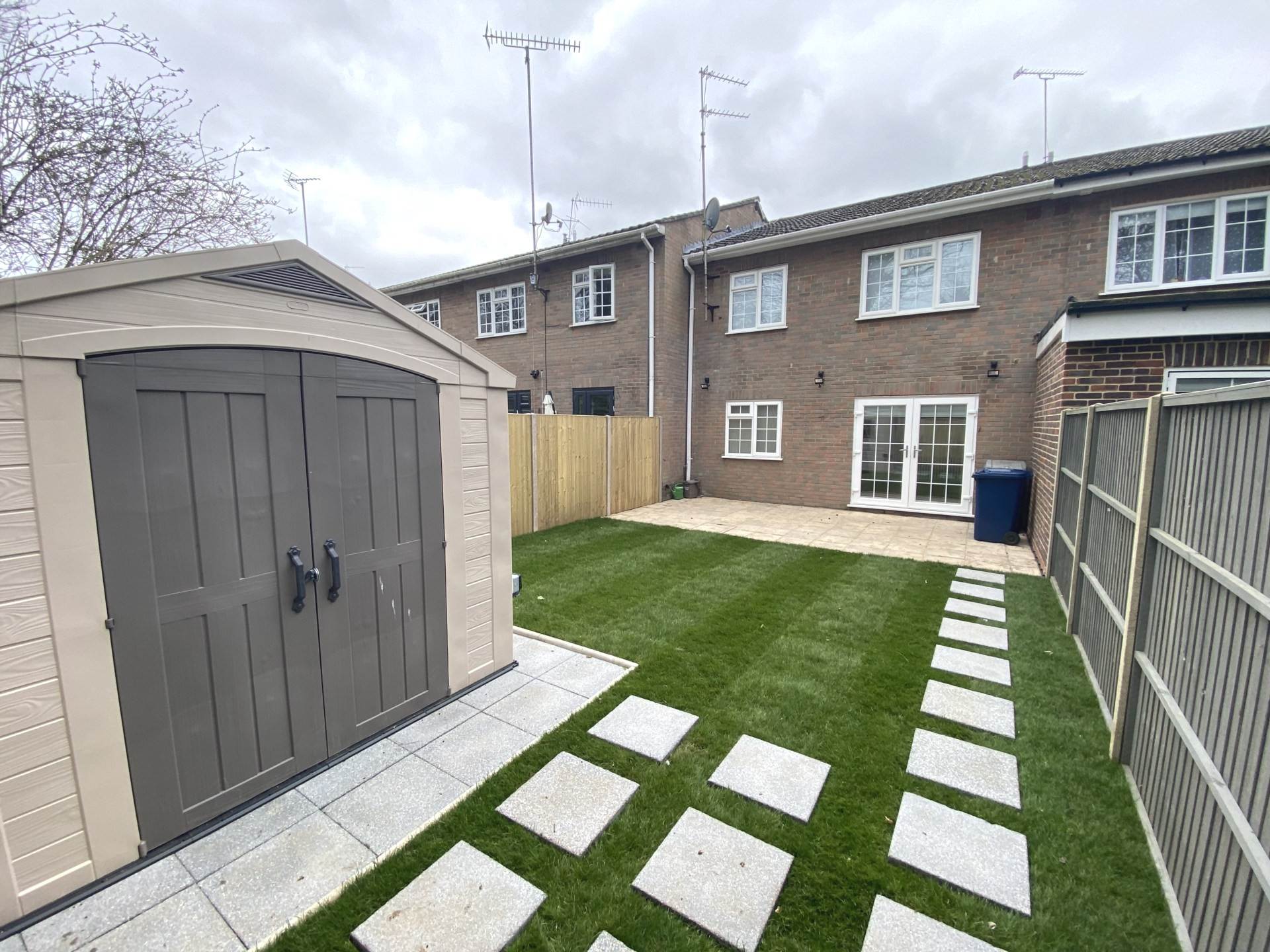 Guildown Avenue, London, Image 6