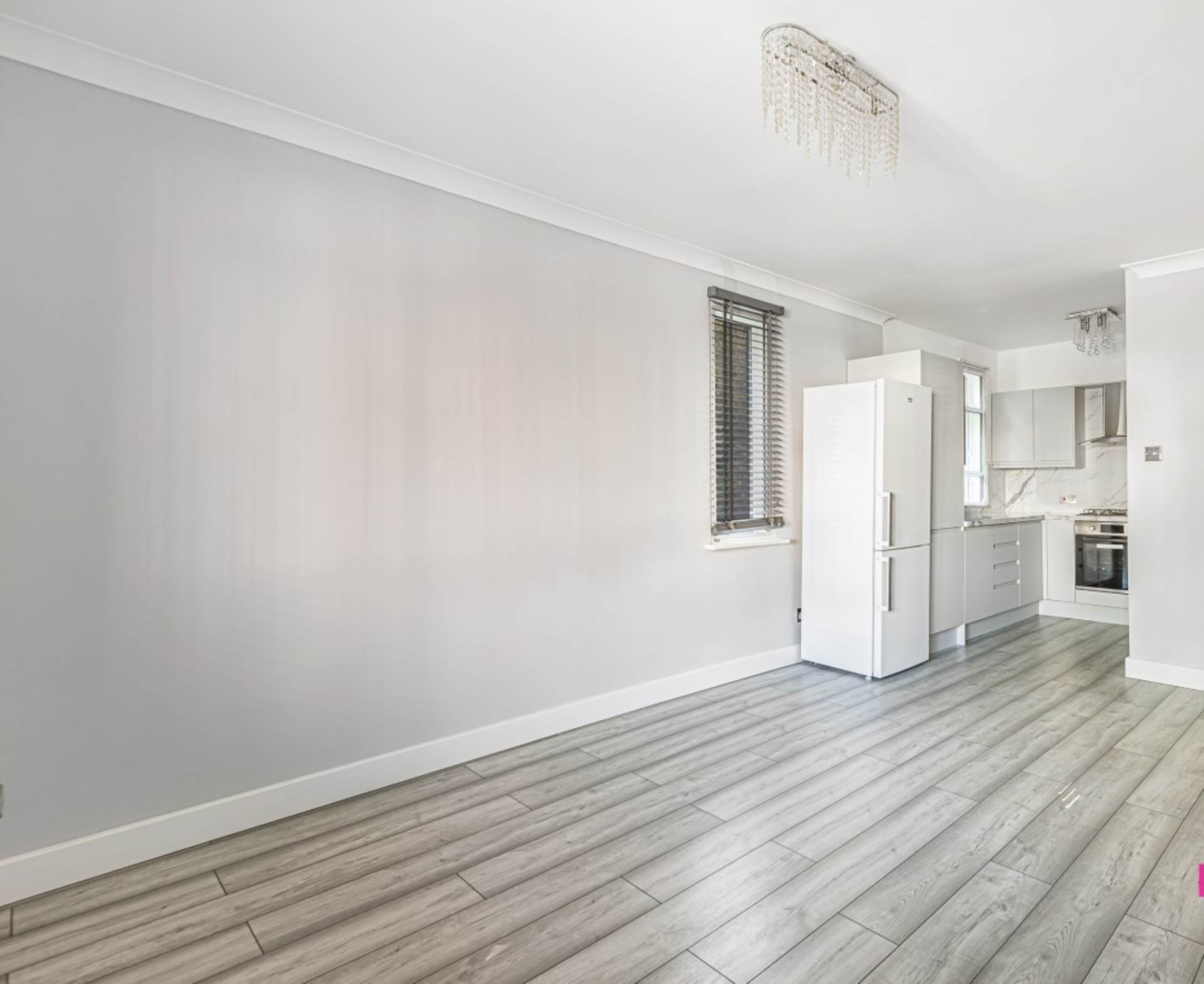 Canberra Close, London, Image 3