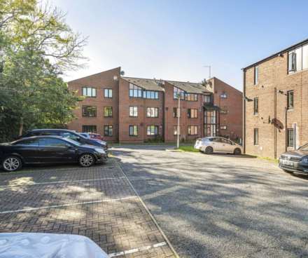 Canberra Close, London, Image 2