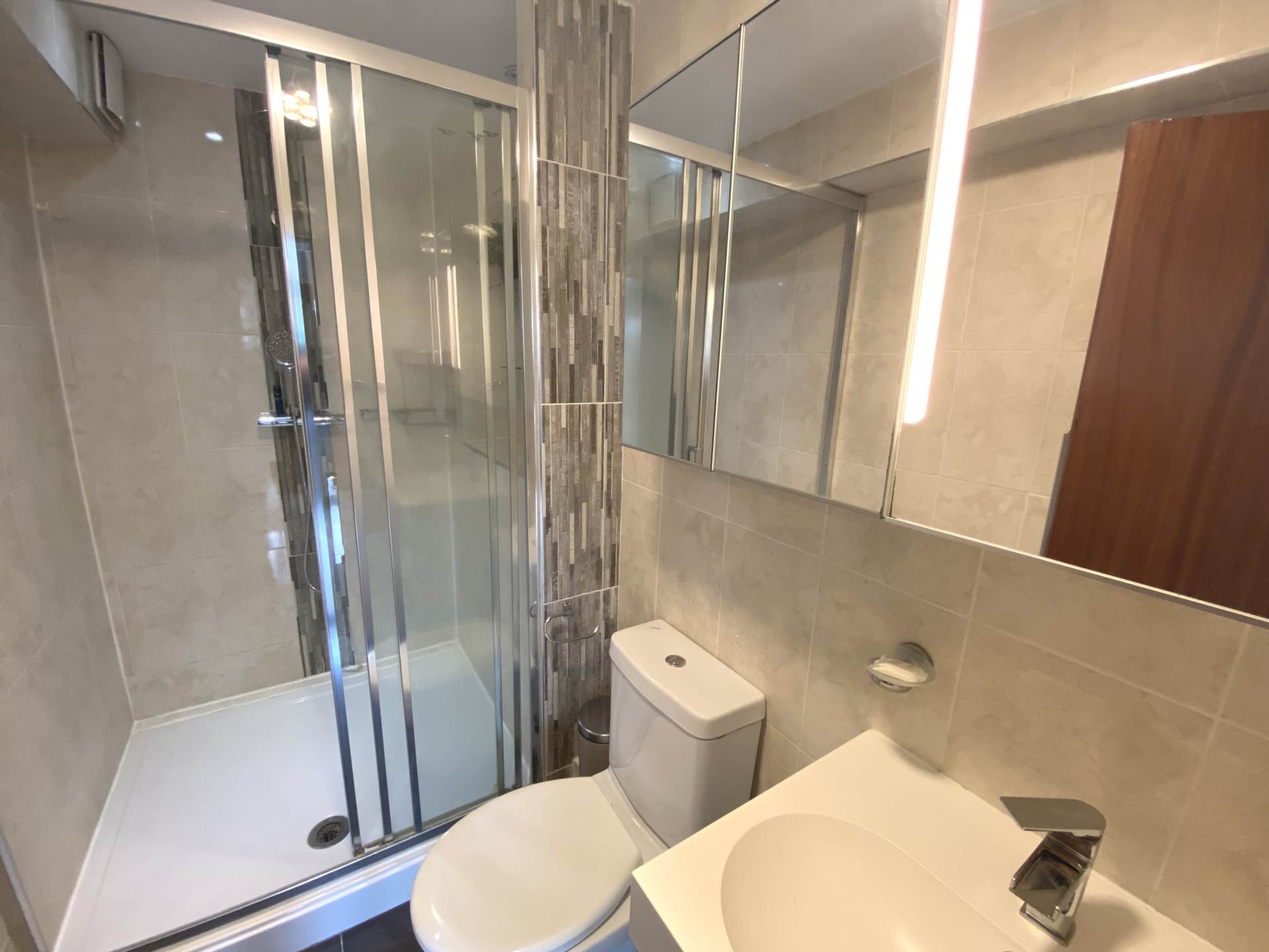 Welbeck Close, Borehamwood, Image 13