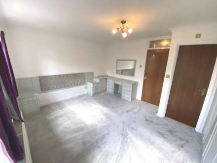 Welbeck Close, Borehamwood, Image 11