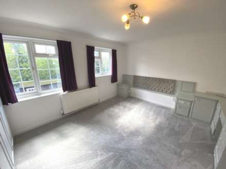 Welbeck Close, Borehamwood, Image 12