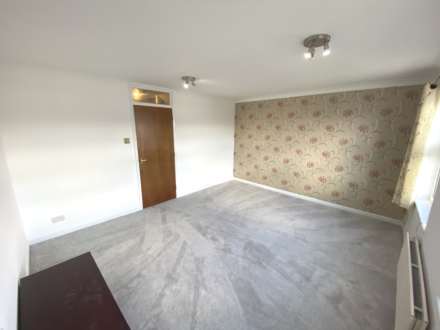 Welbeck Close, Borehamwood, Image 2