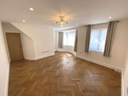 Mount Pleasant Lane, Bricket Wood, Image 2