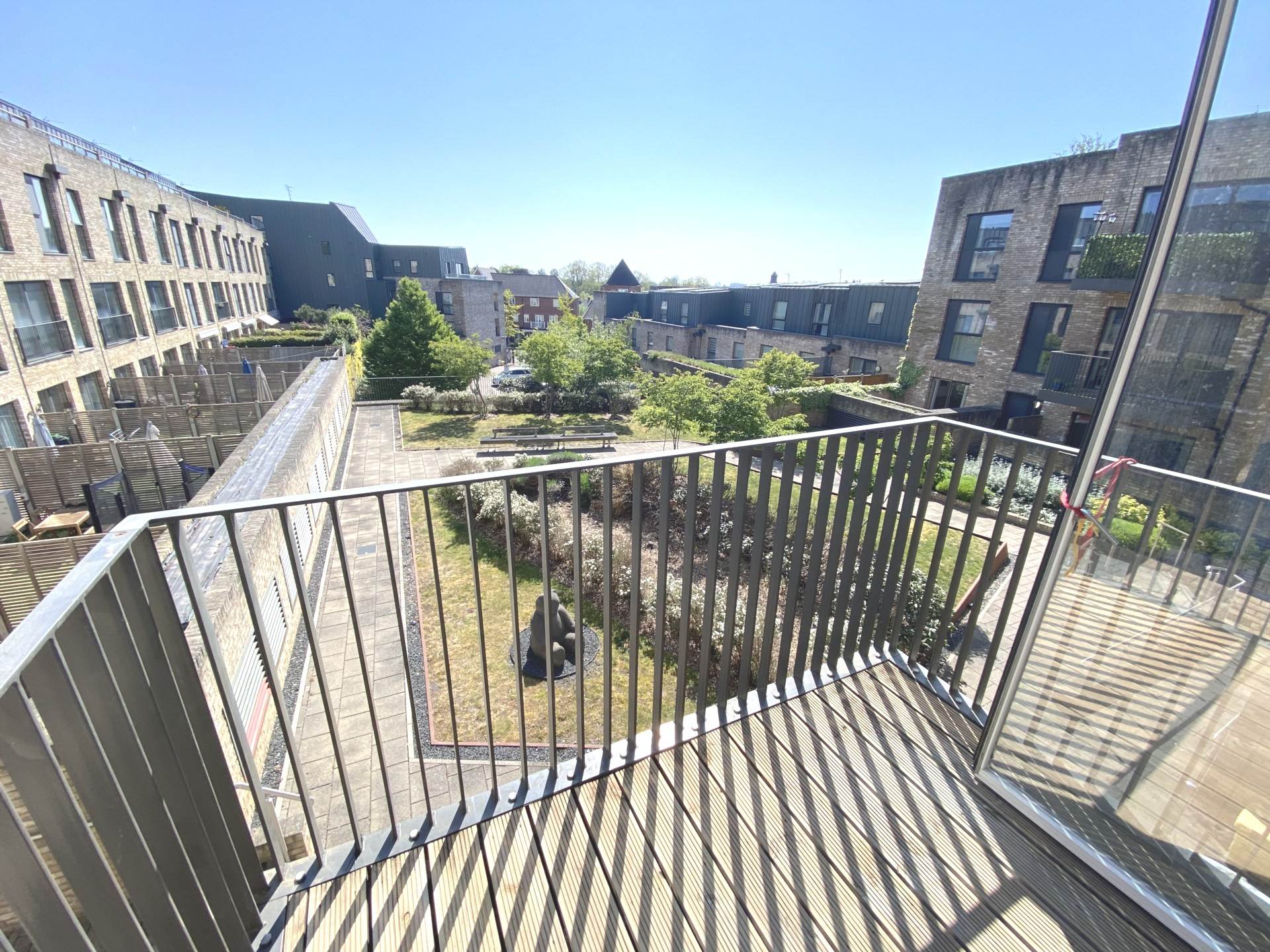 Regiment Hill, London, Image 9