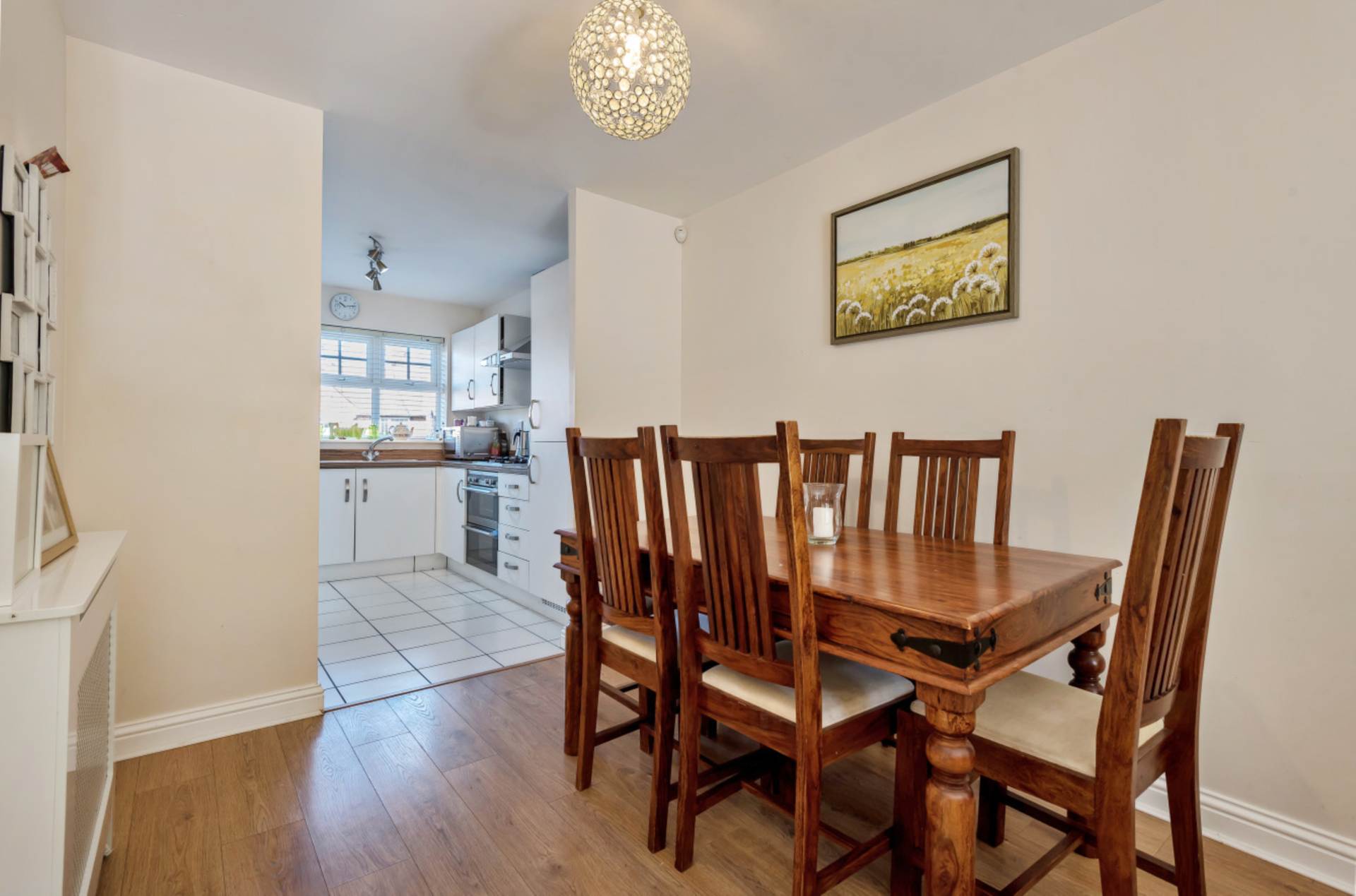 Sandringham Close, Borehamwood, Image 4