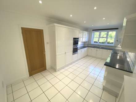 Gills Hill, Radlett, Image 7