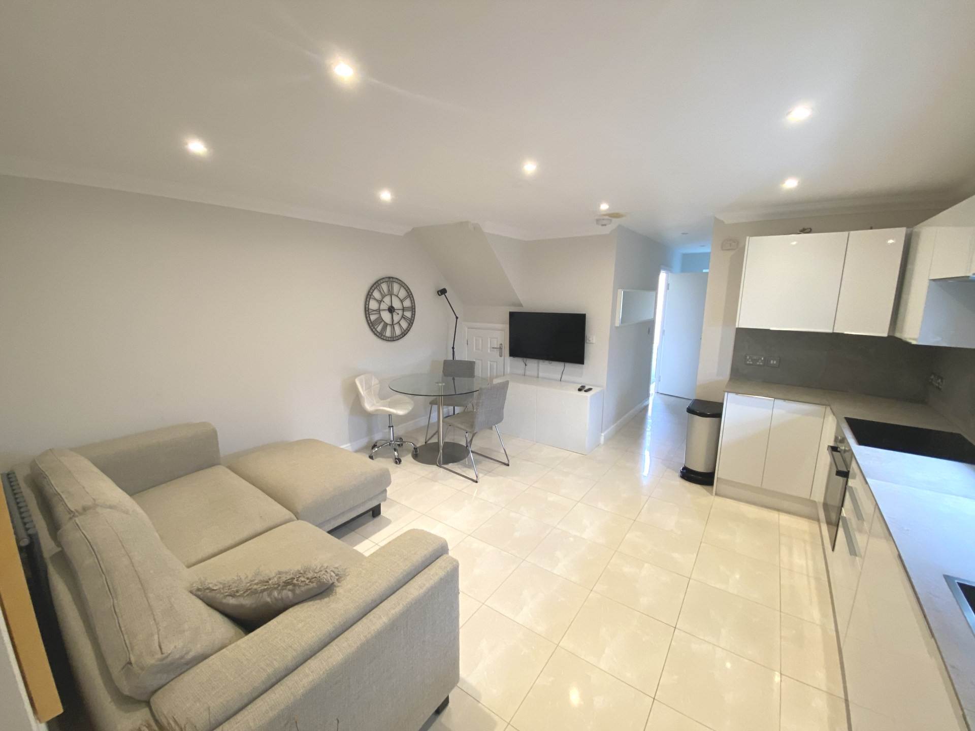 Wordsworth Gardens, Borehamwood, Image 4