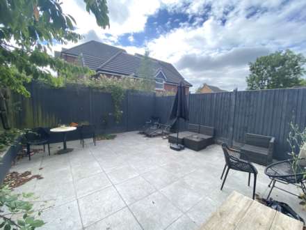 Wordsworth Gardens, Borehamwood, Image 10