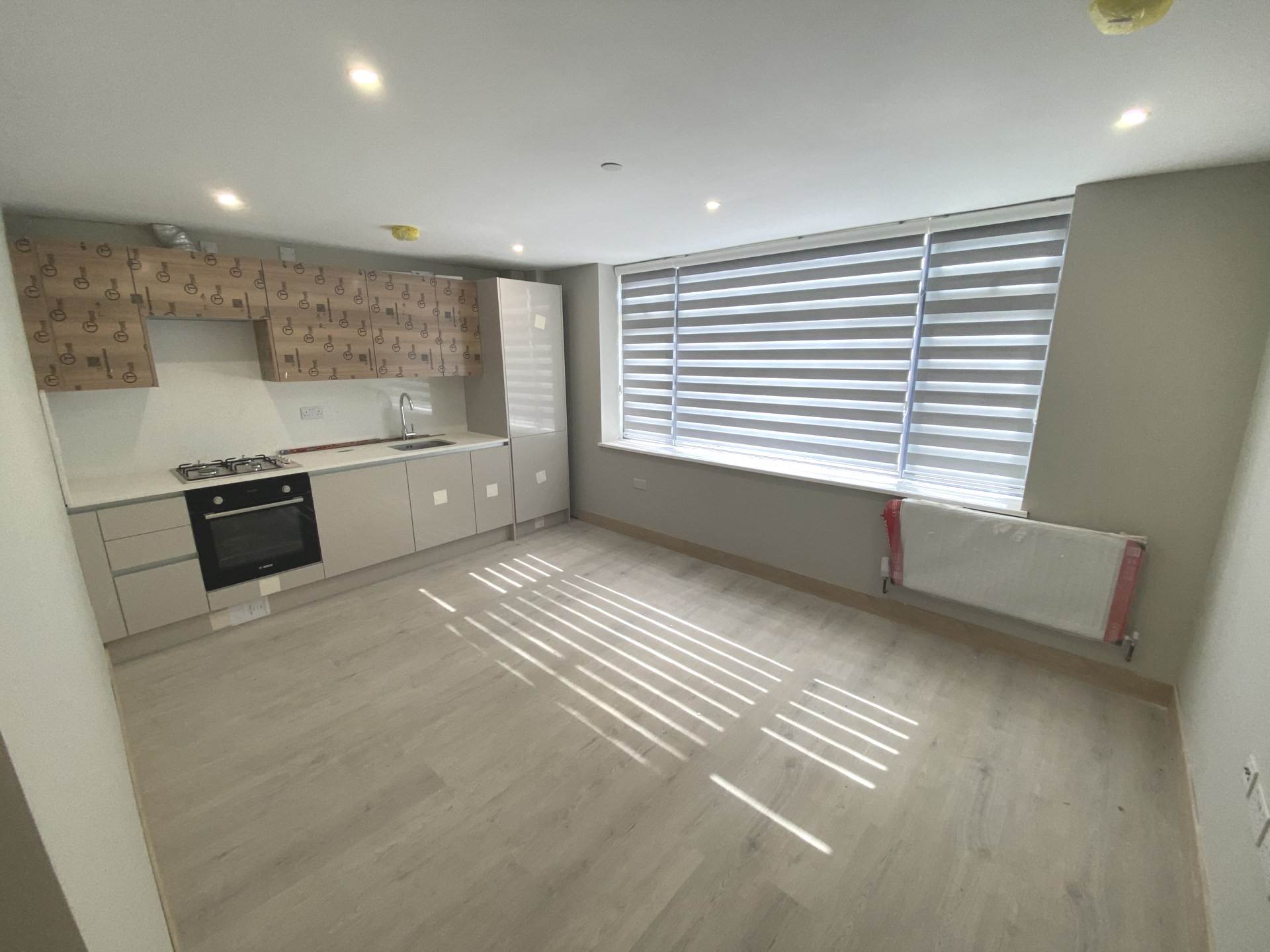 Stirling Way, Borehamwood, Image 1