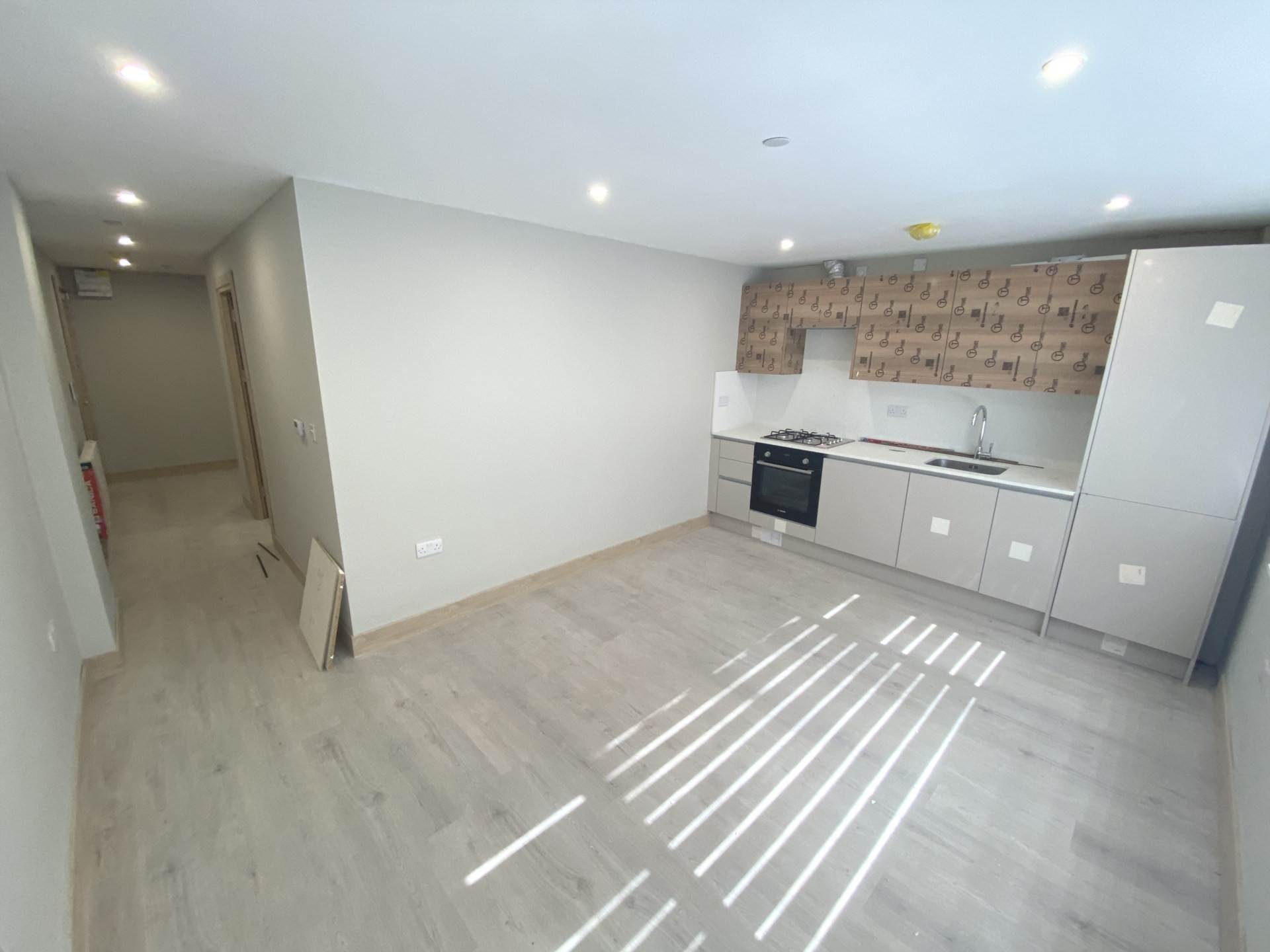 Stirling Way, Borehamwood, Image 2
