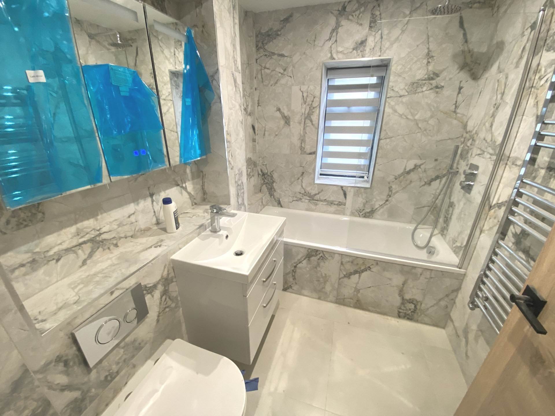 Stirling Way, Borehamwood, Image 4