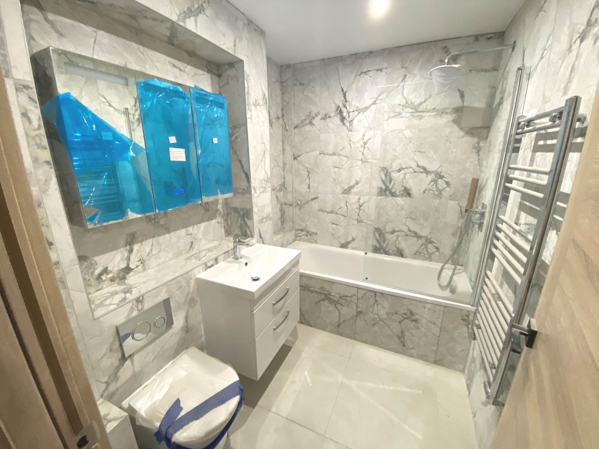 Stirling Way, Borehamwood, Image 3
