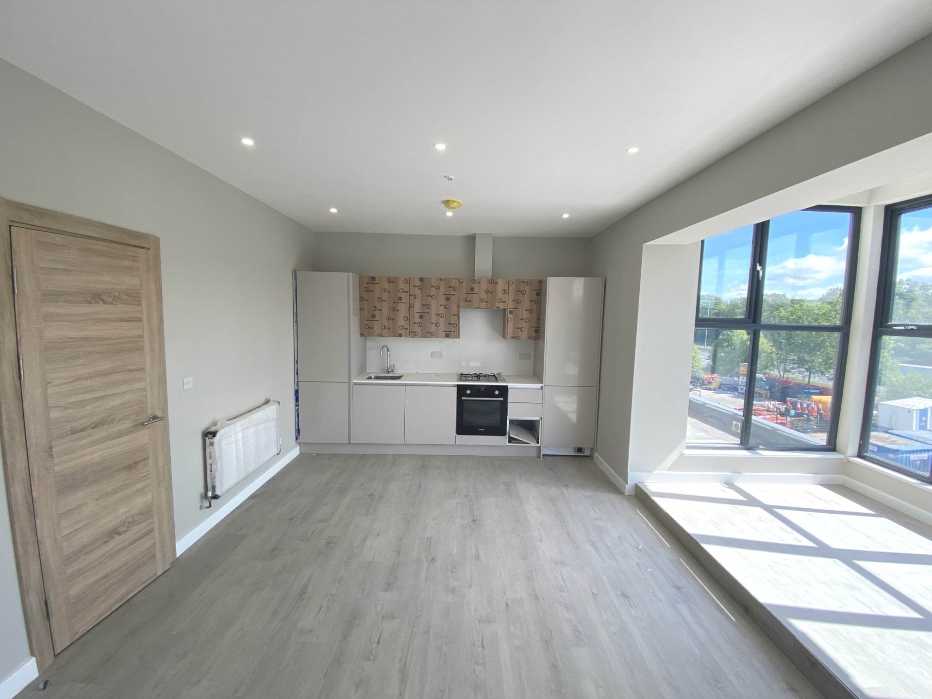 Stirling Way, Borehamwood, Image 2