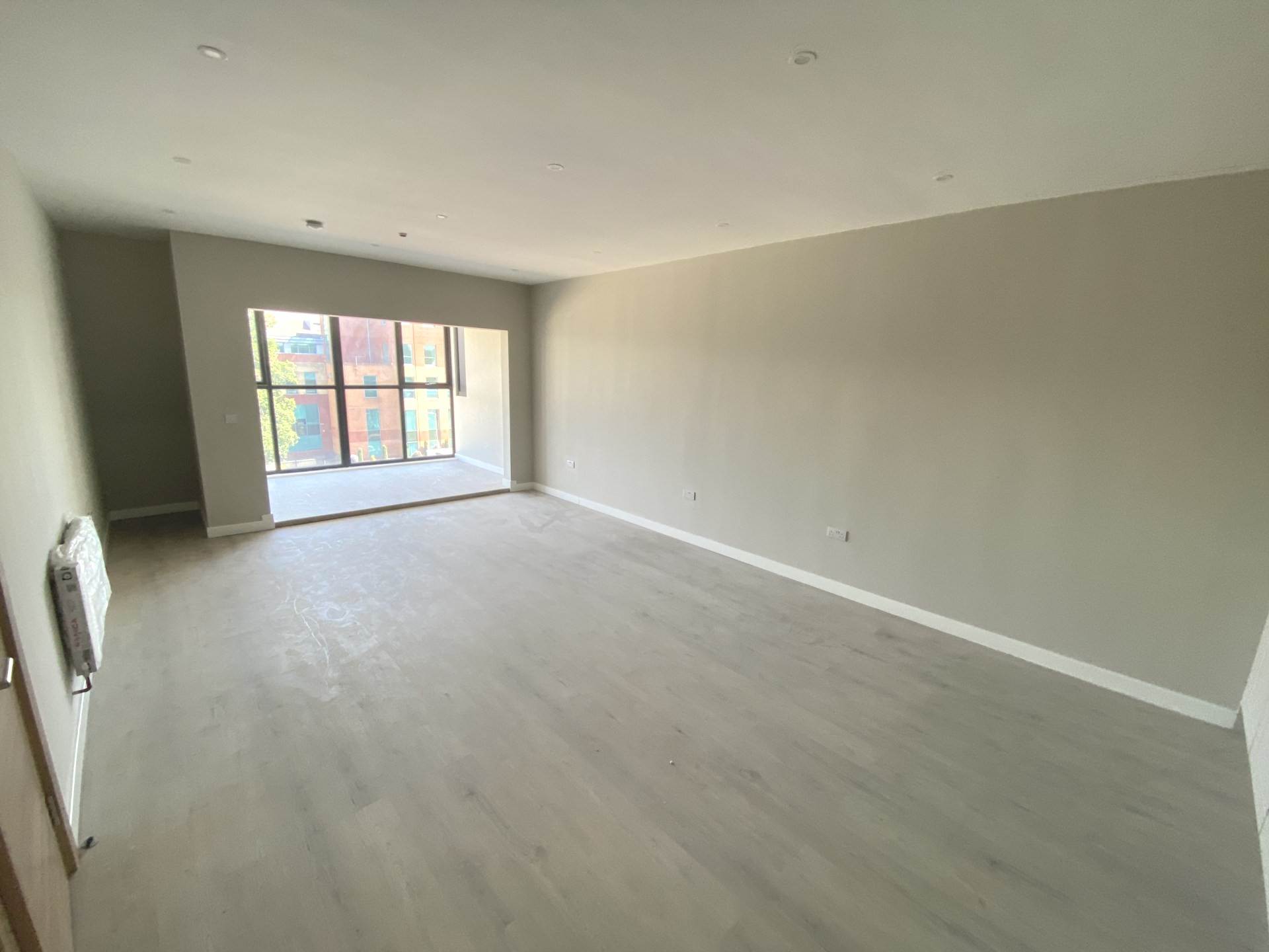 Stirling Way, Borehamwood, Image 1