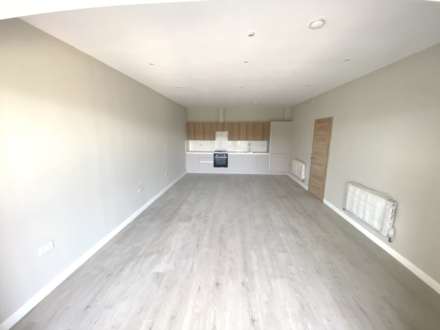 Stirling Way, Borehamwood, Image 2