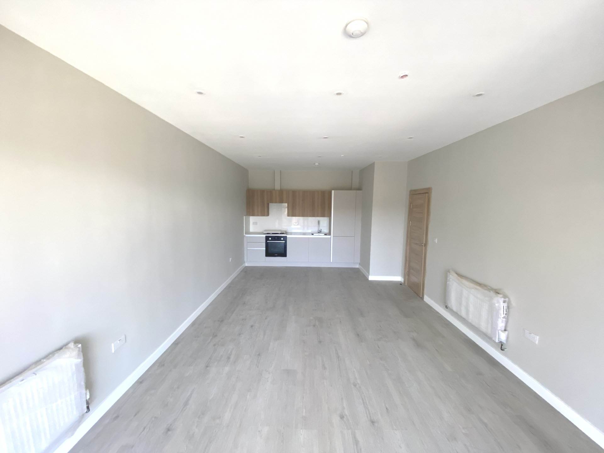 Stirling Way, Borehamwood, Image 2
