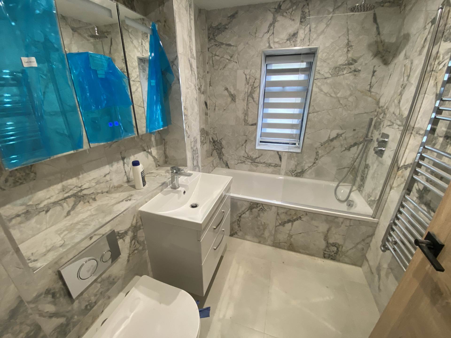 Stirling Way, Borehamwood, Image 4