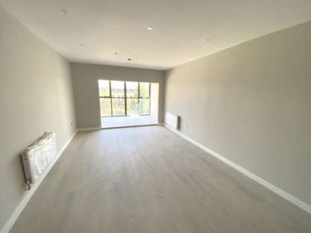 Stirling Way, Borehamwood, Image 1