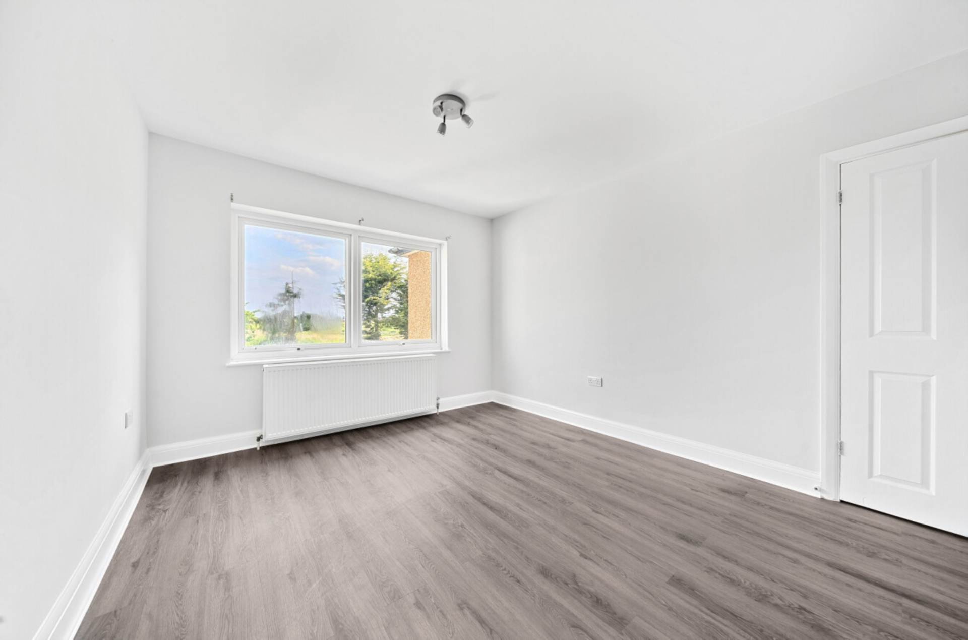 Whitchurch Lane, Edgware, Image 10