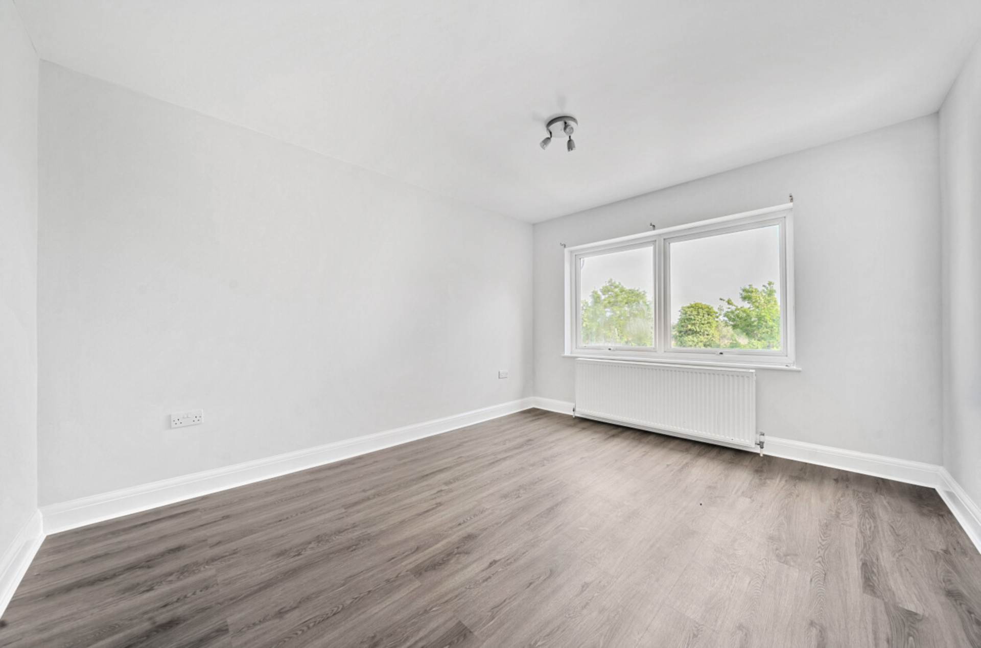 Whitchurch Lane, Edgware, Image 11