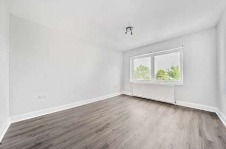 Whitchurch Lane, Edgware, Image 11