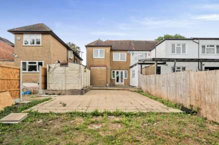 Whitchurch Lane, Edgware, Image 16