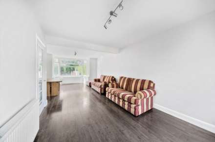 Whitchurch Lane, Edgware, Image 2