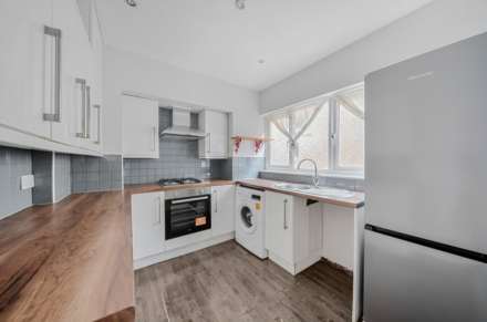 Whitchurch Lane, Edgware, Image 6