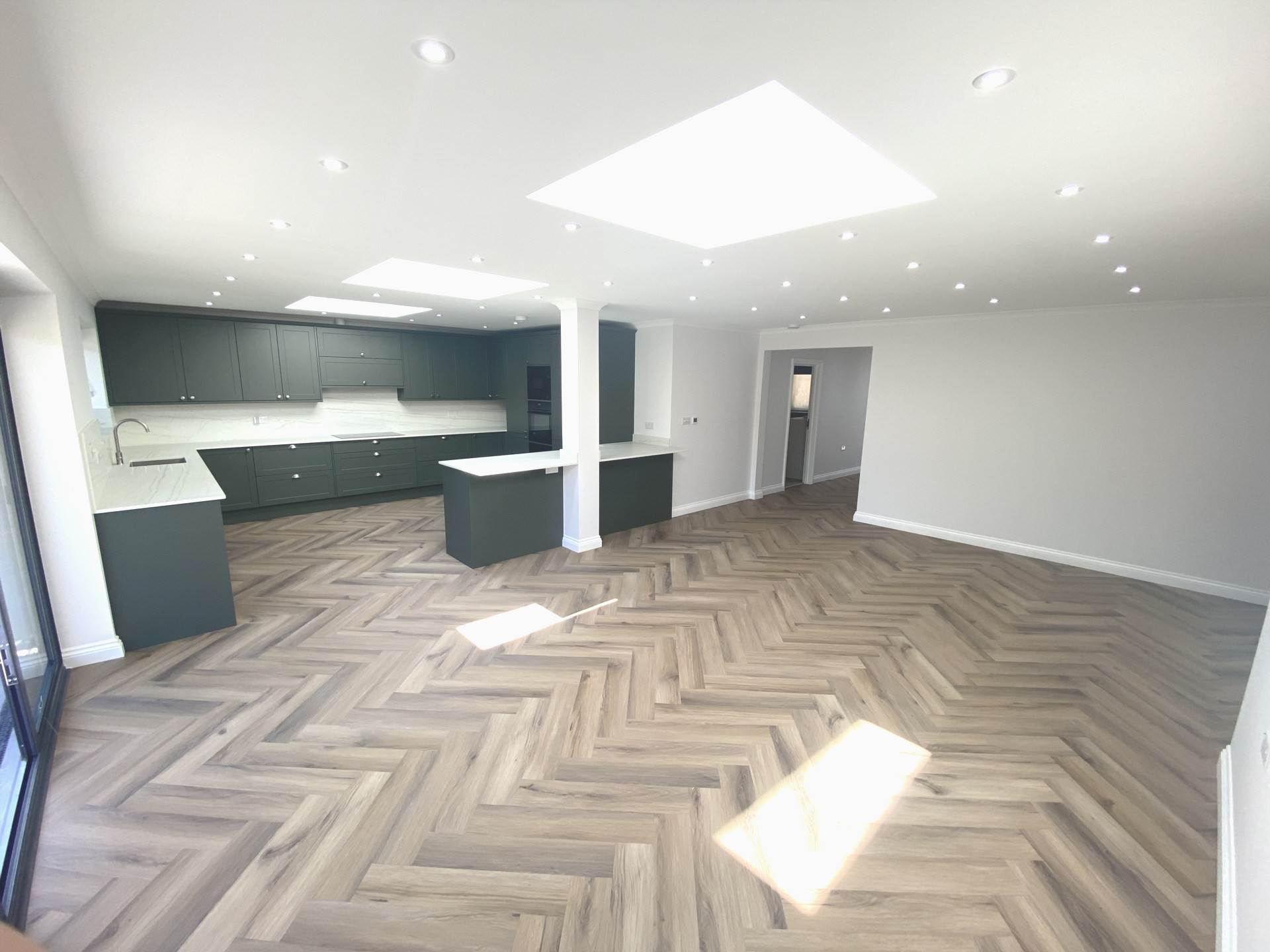 Chiltern Avenue, Bushey, Image 2