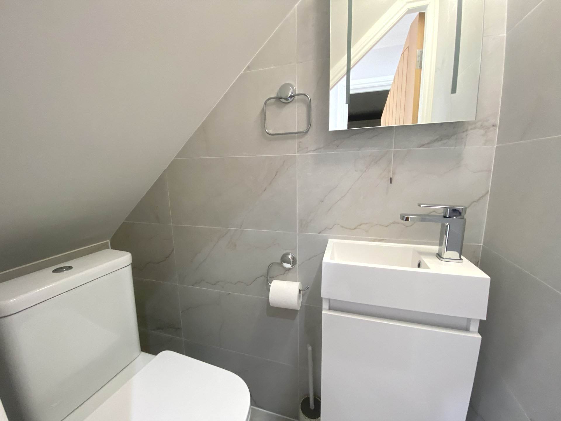 Chiltern Avenue, Bushey, Image 6