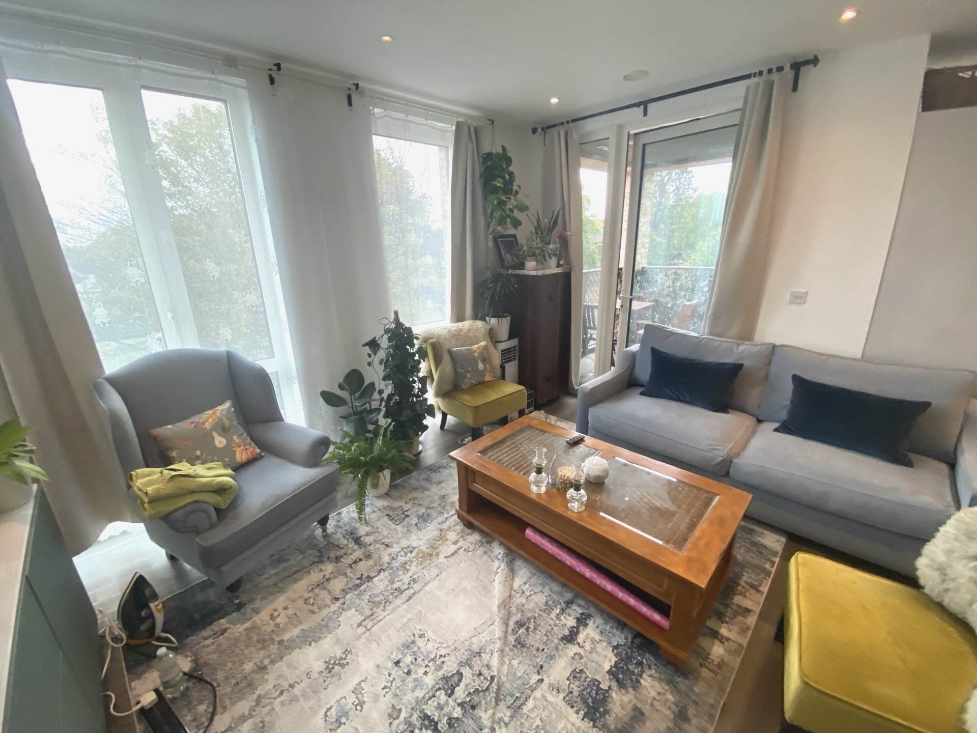Farnsworth Drive, Edgware, Image 3
