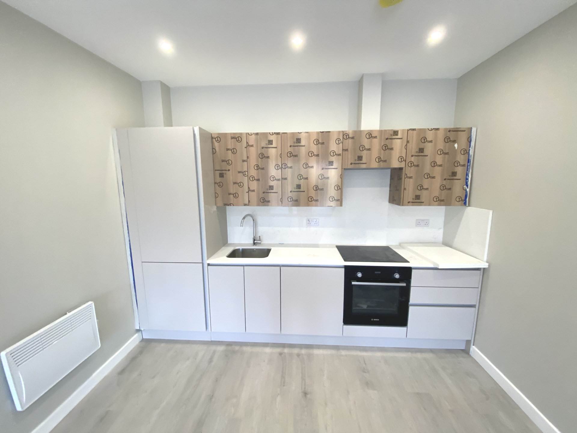 Stirling Way, Borehamwood, Image 4