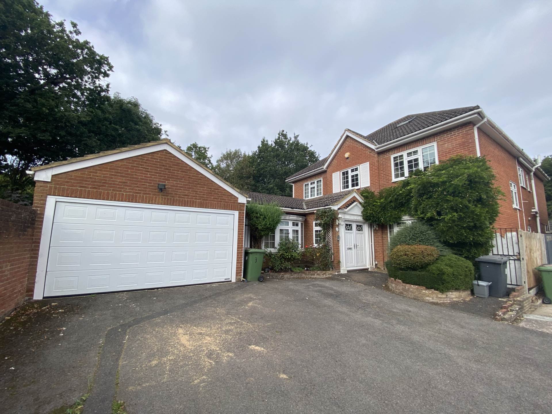 Lowther Close, Elstree, Image 1