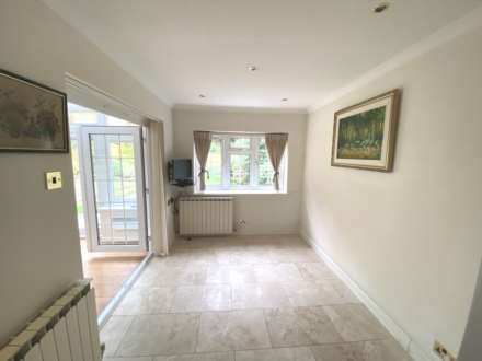 Lowther Close, Elstree, Image 11