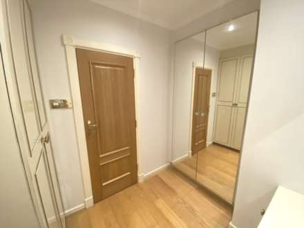 Lowther Close, Elstree, Image 21