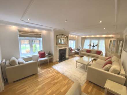 Lowther Close, Elstree, Image 3