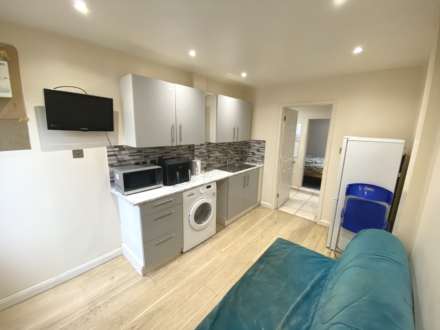 Property For Rent Collingwood Drive, St Albans
