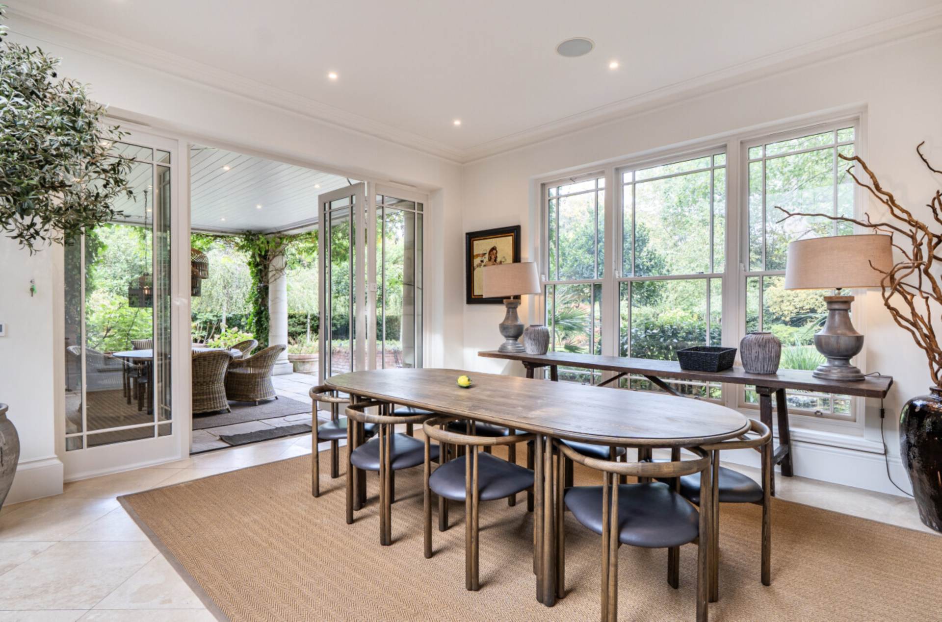 Fairoak Close, Leatherhead, Image 15