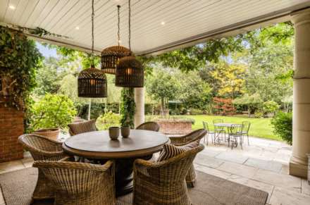 Fairoak Close, Leatherhead, Image 26