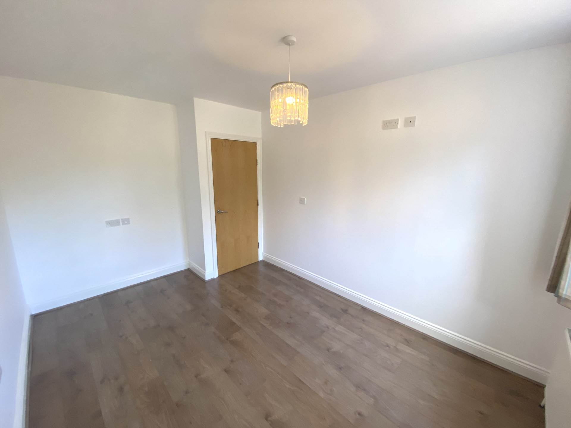 Arundel Drive, Borehamwood, Image 13