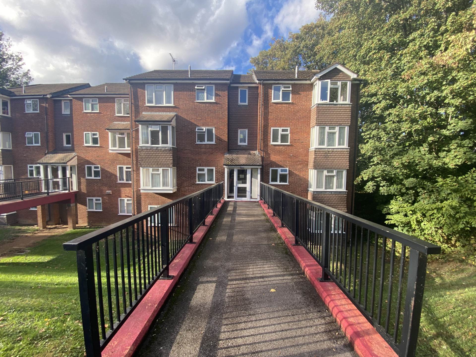 Craigmount, Radlett, Image 1