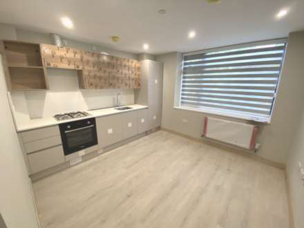 Stirling Way, Borehamwood, Image 2