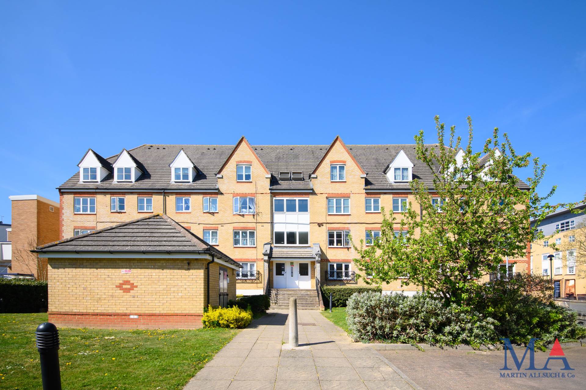 Trinity House, Station Road, Image 1