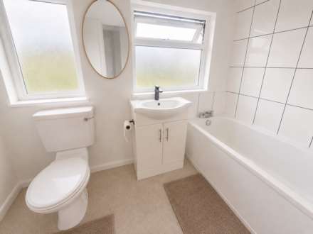 Dacre Gardens, Borehamwood, Image 8