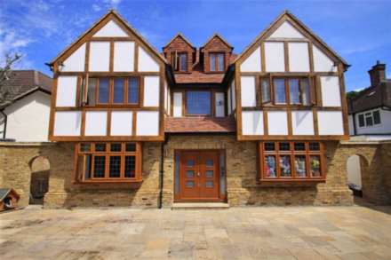 Deacons Hill Road, Elstree