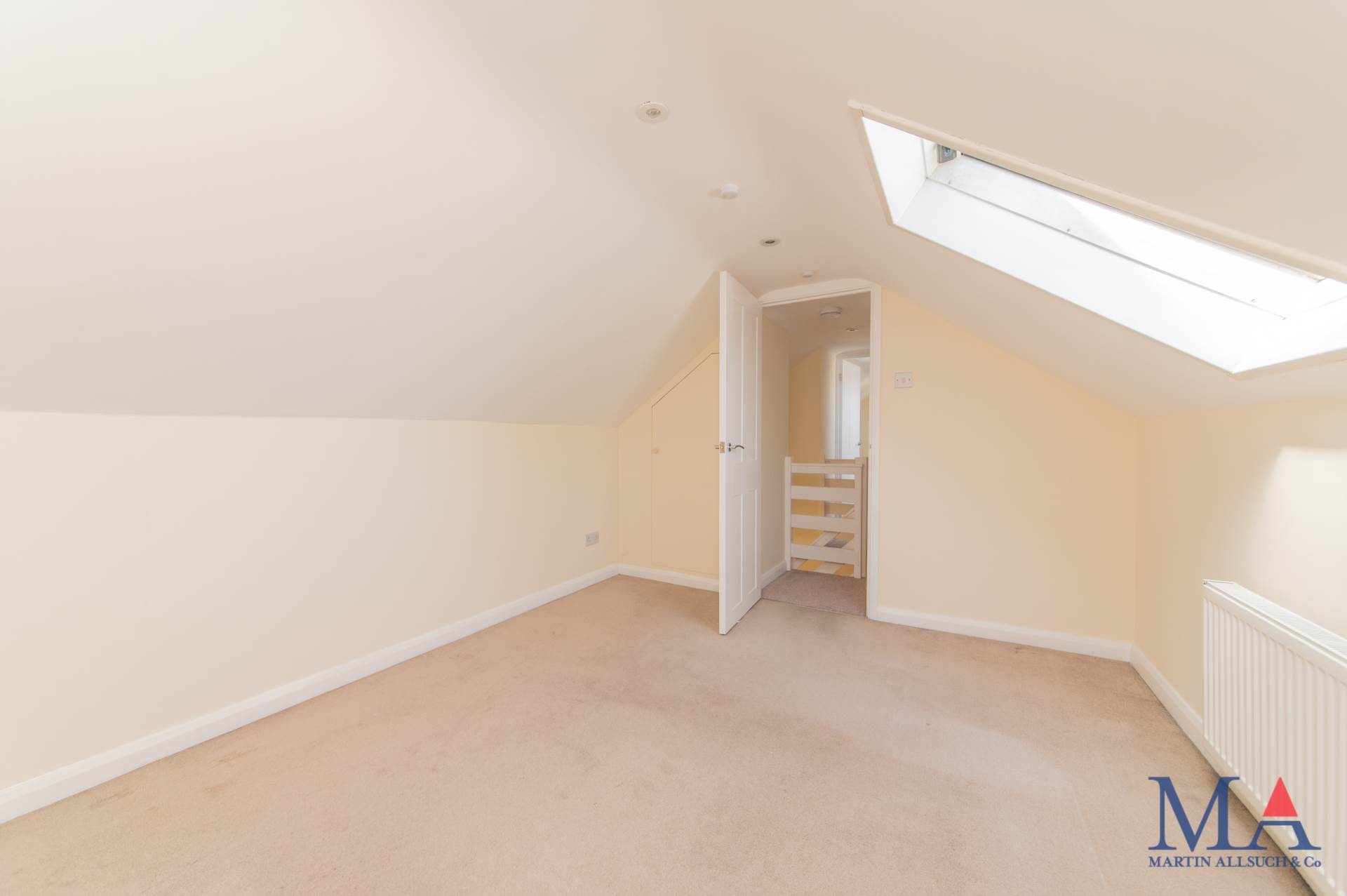 London Road, Shenley, Image 19
