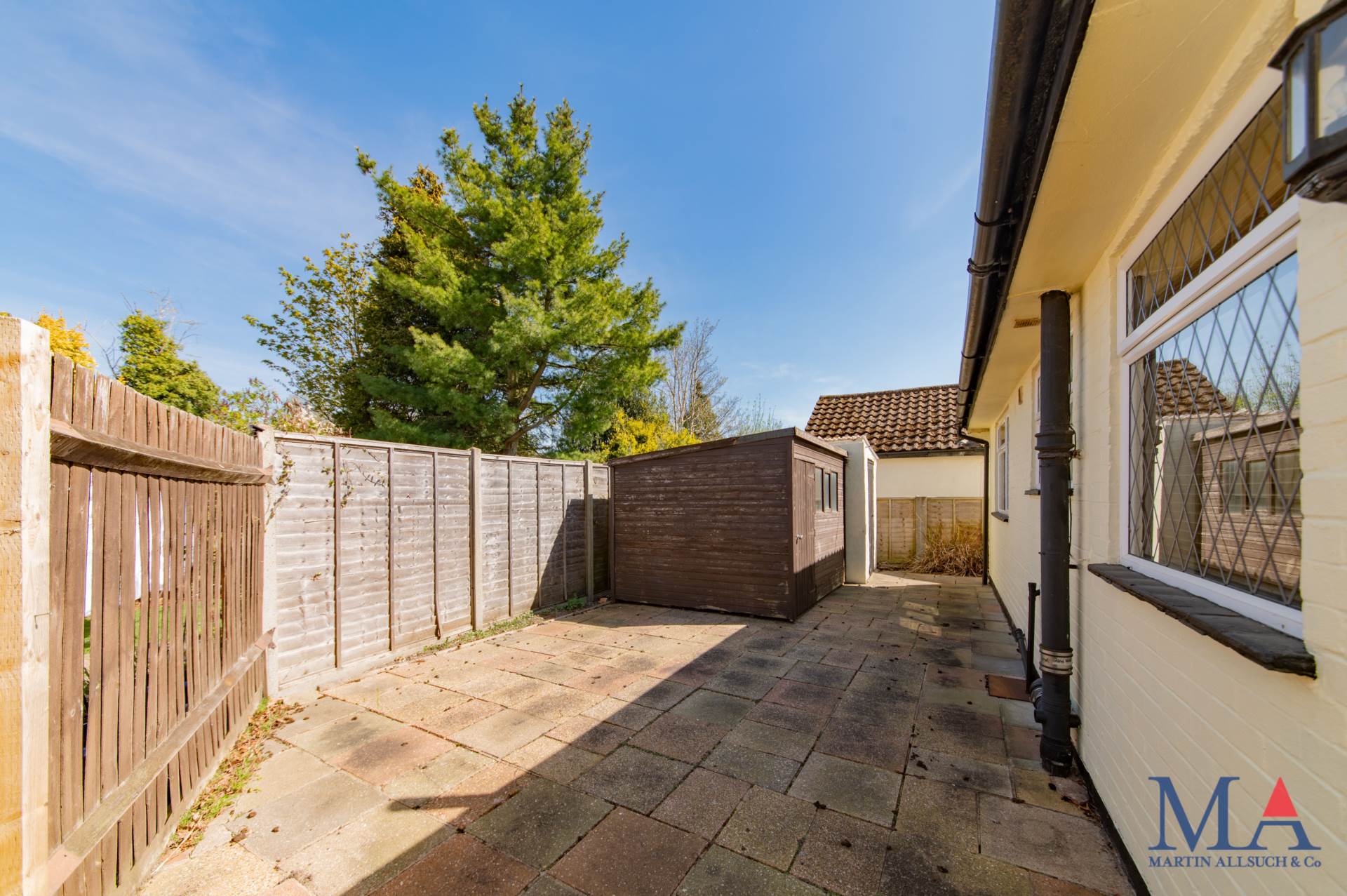 London Road, Shenley, Image 26