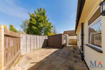 London Road, Shenley, Image 26